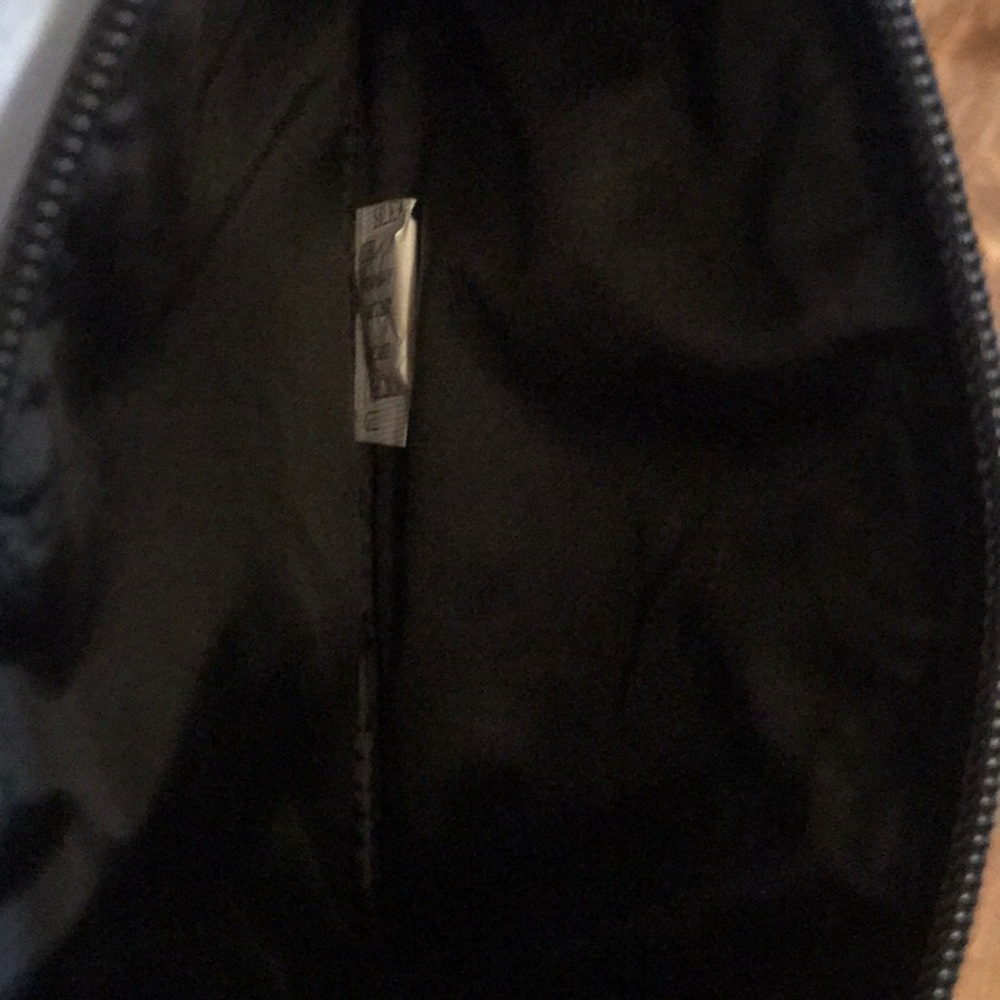 🆕Victoria’s Secret Black Sequin Tote Purse BONUS - Picture 5 of 6